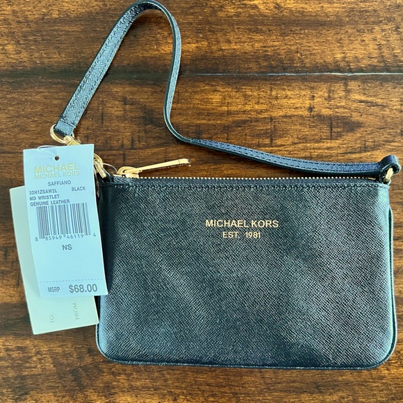 Michael Kors Saffiano Wristlet - Picture 2 of 8